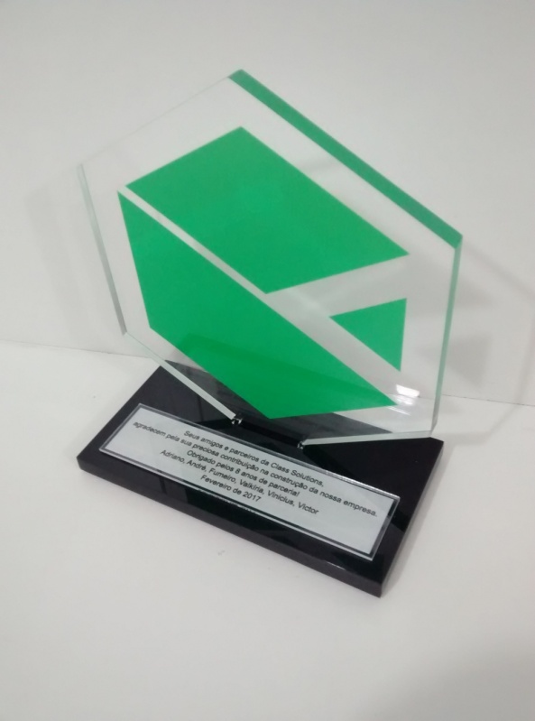 Onde Comprar Troféu Transparente de Acrílico para Festas no Bairro do Limão - Troféu para Formatura em Acrílico Transparente