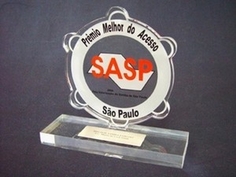 Troféu Acrílico para Dar em Premiação Vila Santa Cruz - Troféu Acrílico para Premiação de Presente