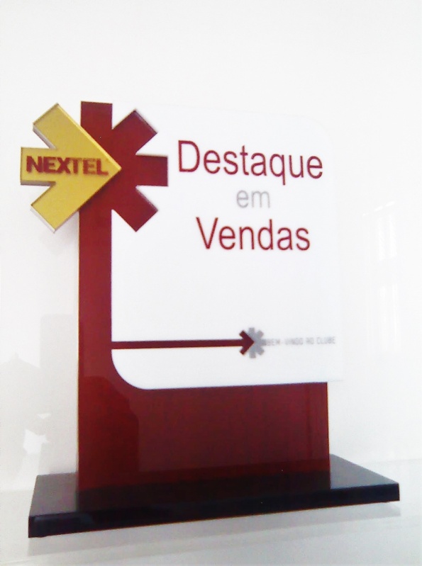 Troféu Corporativo de Acrílico sob Medida Preço em Sumaré - Troféu em Acrílico para Eventos